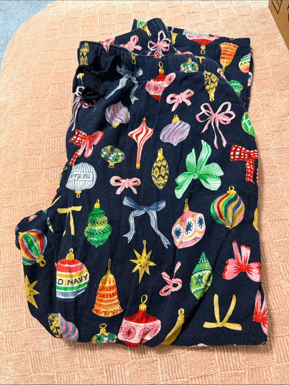 Old Navy Navy women Pajama Pants with Multicolor Ornament Print